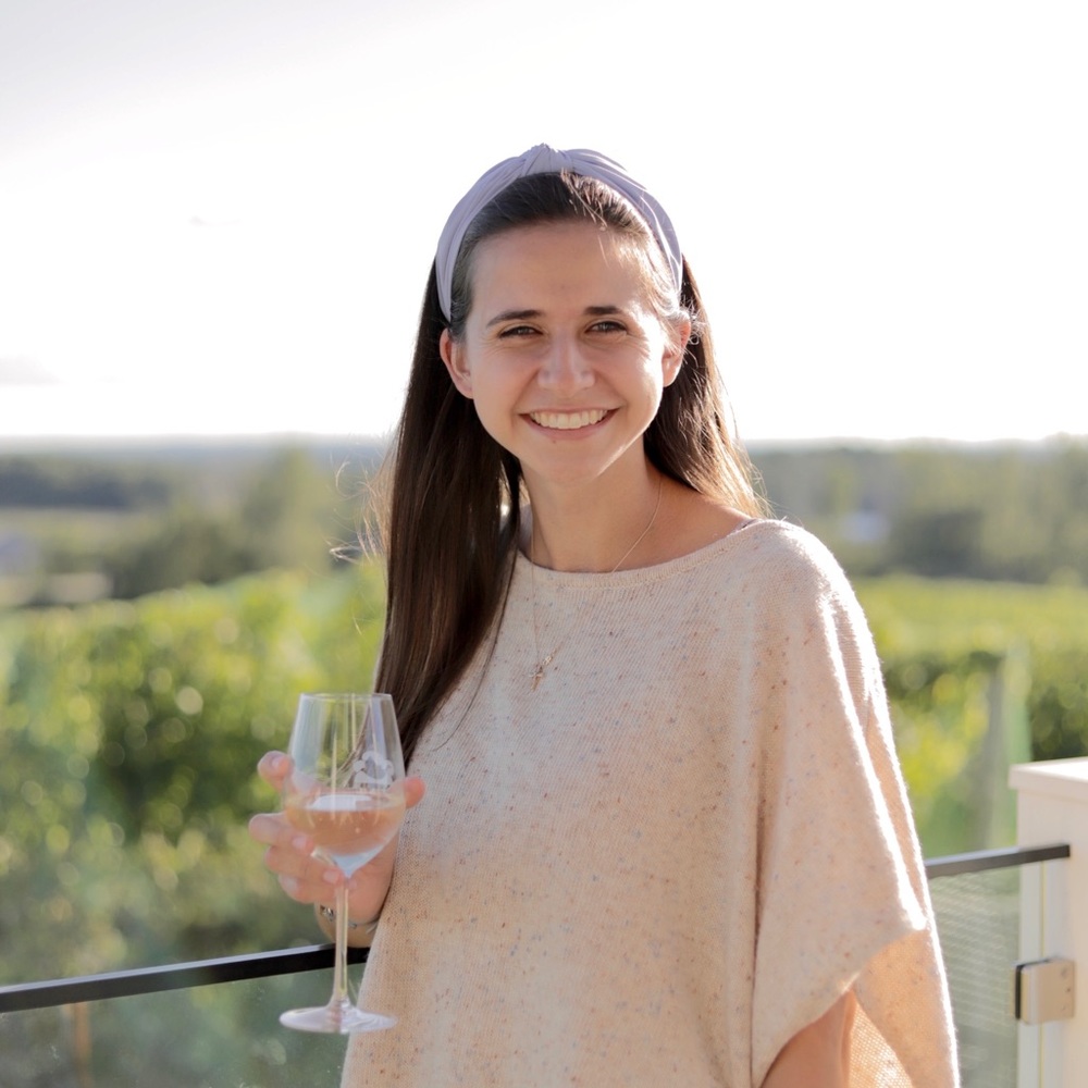 Meet your Posher, Courtney